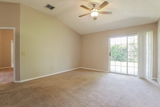 1430 Starboard Ct in Fleming Island, FL - Building Photo - Building Photo