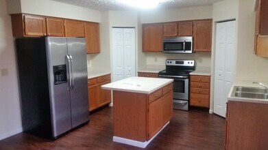 5885 Katelyn Ln in Canal Winchester, OH - Building Photo - Building Photo