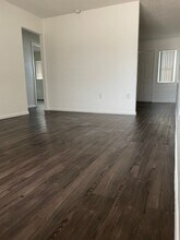 2100 Daley St in North Las Vegas, NV - Building Photo - Building Photo