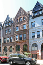 36 W 75th St in New York, NY - Building Photo - Building Photo