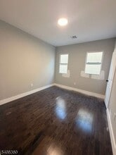 69 Brookdale Ave, Unit 3L in Newark, NJ - Building Photo - Building Photo