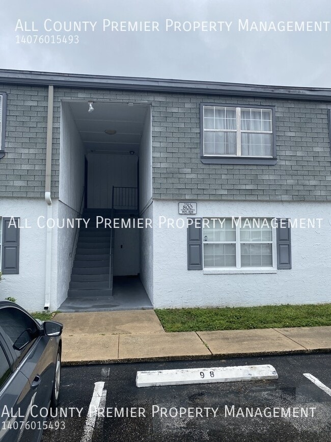 property at 1000 S Semoran Blvd