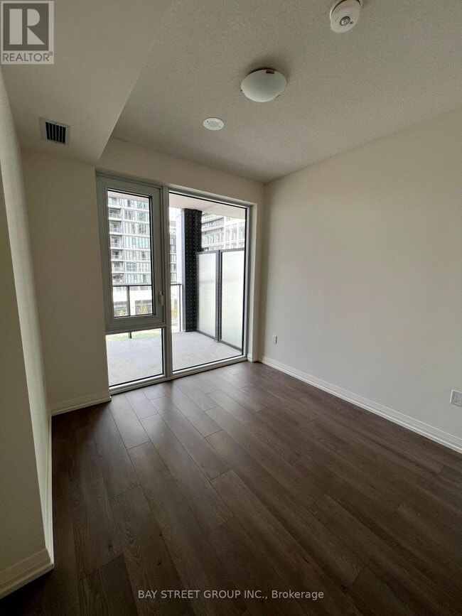 property at 27 Korda Gate