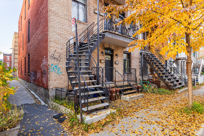 3458-3466 De L'hôtel-De-Ville Av in Montréal, QC - Building Photo - Building Photo