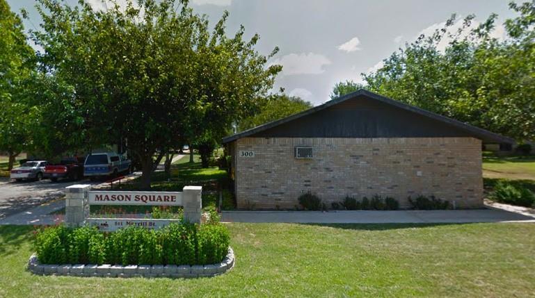 511 Merrill St in Mason, TX - Building Photo