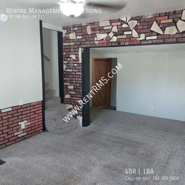 100 SW Taylor St in Topeka, KS - Building Photo - Building Photo