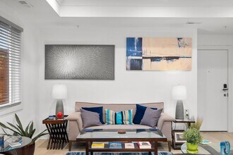 2429 Ontario Rd NW in Washington, DC - Building Photo - Building Photo