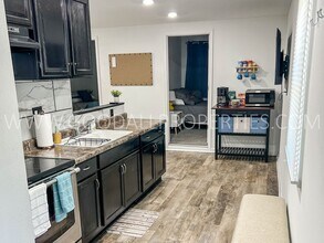 5000 SW 8th St in Des Moines, IA - Building Photo - Building Photo