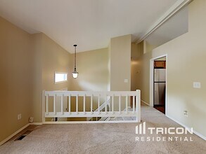 2053 Stablewood Cove in Lithonia, GA - Building Photo - Building Photo