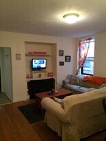 19 Aberdeen St, Unit 16 in Boston, MA - Building Photo