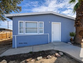 6667 Desert Queen Ave in Twentynine Palms, CA - Building Photo
