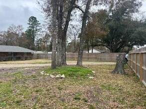 1911 Bending Bough Ln in Spring, TX - Building Photo - Building Photo