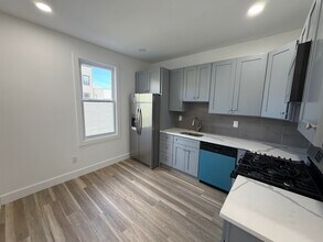 36 Bidwell Ave in Jersey City, NJ - Building Photo - Building Photo