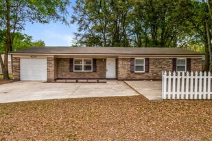 4219 Pointe Haven Dr S in Jacksonville, FL - Building Photo