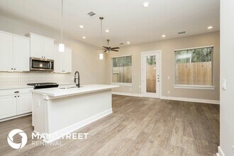 5117 Royal Heath Dr in Houston, TX - Building Photo - Building Photo