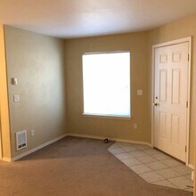 1973 SW Canyon Dr in Redmond, OR - Building Photo - Building Photo