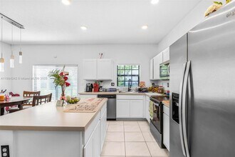 1137 SW 7th Ct in Florida City, FL - Building Photo - Building Photo