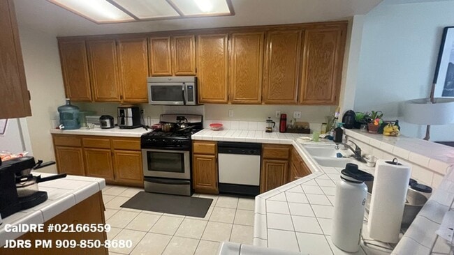 1040 Turner Ave in Ontario, CA - Building Photo - Building Photo