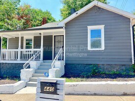 440 Roy St SW in Atlanta, GA - Building Photo