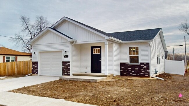 property at 513 St George St