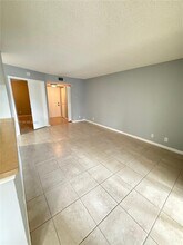 9855 Westview Dr in Coral Springs, FL - Building Photo - Building Photo