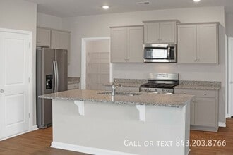 515 Lk Rdg Blvd in Summerville, SC - Building Photo - Building Photo