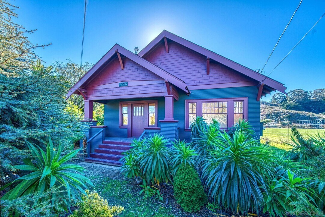 1926 Pescadero Creek Rd in Pescadero, CA - Building Photo