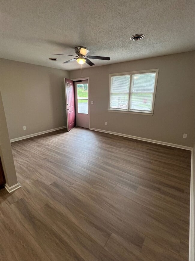 409 Brookhaven Dr in Johnson City, TN - Building Photo - Building Photo