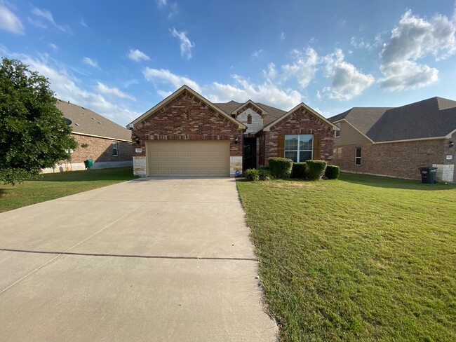 820 Olive Ln in Harker Heights, TX - Building Photo - Building Photo