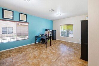 1387 Paso Robles Ave in Sierra Vista, AZ - Building Photo - Building Photo