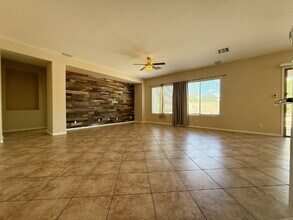 3558 W Summit Walk Dr in Anthem, AZ - Building Photo - Building Photo