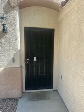 7832 Wavering Pine Dr in Las Vegas, NV - Building Photo - Building Photo