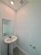 2134 Chris Dr in Winter Haven, FL - Building Photo - Building Photo