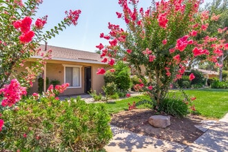 Providence Pointe in Clovis, CA - Foto de edificio - Building Photo