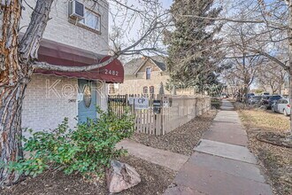 2482 W Caithness Pl in Denver, CO - Building Photo - Building Photo