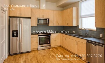 864 Cimarron Dr in Lafayette, CO - Building Photo - Building Photo