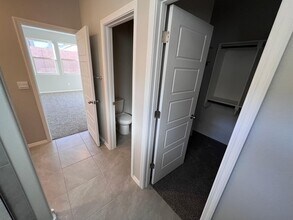 4862 Sandia Peak Rd NE in Rio Rancho, NM - Building Photo - Building Photo