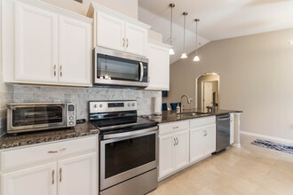 15 Raeland Ln in Palm Coast, FL - Building Photo - Building Photo