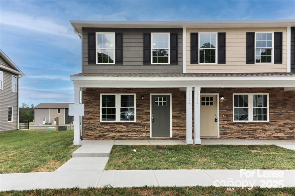 3967 Newhall Dr NW in Hickory, NC - Building Photo