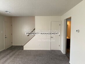 8676 Tervada Dr in Knoxville, TN - Building Photo - Building Photo