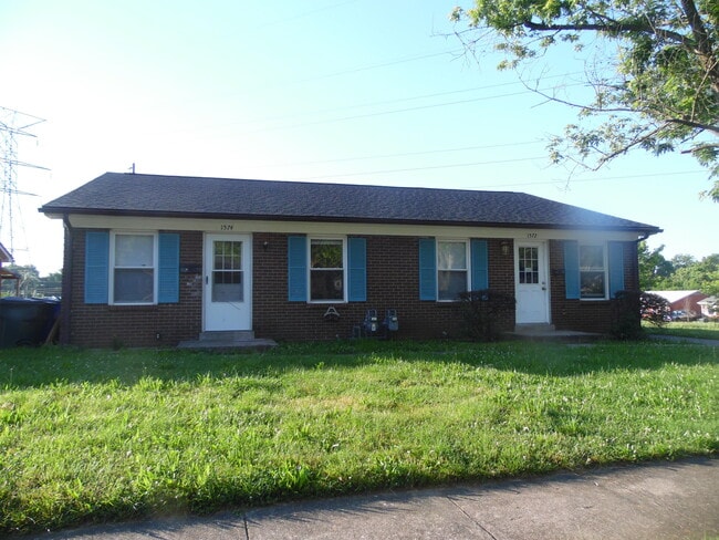 property at 1574 Kilkenny Dr