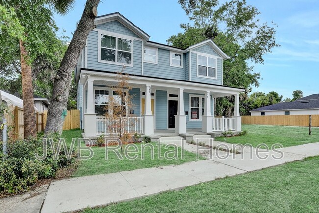 property at 713 Pippin St