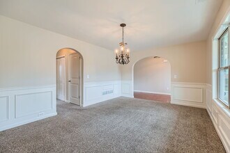 1071 Mcduffie Cir in Douglasville, GA - Building Photo - Building Photo