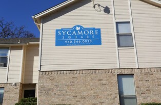 Sycamore Square in Denton, TX - Building Photo