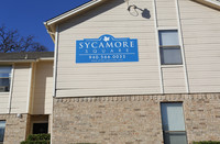 Sycamore Square in Denton, TX - Foto de edificio - Building Photo