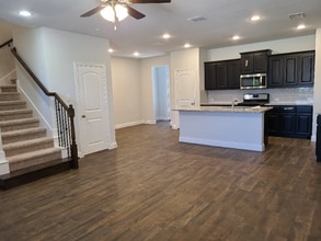 6820 Meadow Crest Dr in North Richland Hills, TX - Building Photo - Building Photo