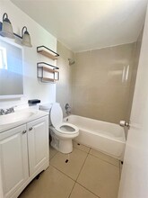 1441 NE 3rd Ave, Unit 3 in Fort Lauderdale, FL - Building Photo - Building Photo