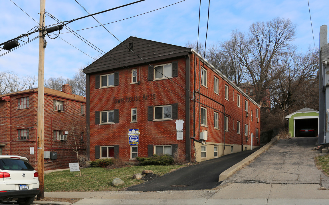 356 Probasco St in Cincinnati, OH - Foto de edificio