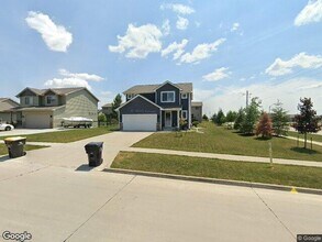 20 NE Badger Ln in Waukee, IA - Building Photo - Building Photo