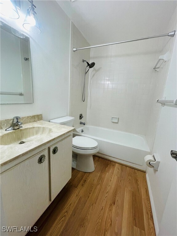 7092 Nantucket Cir in North Fort Myers, FL - Building Photo - Building Photo